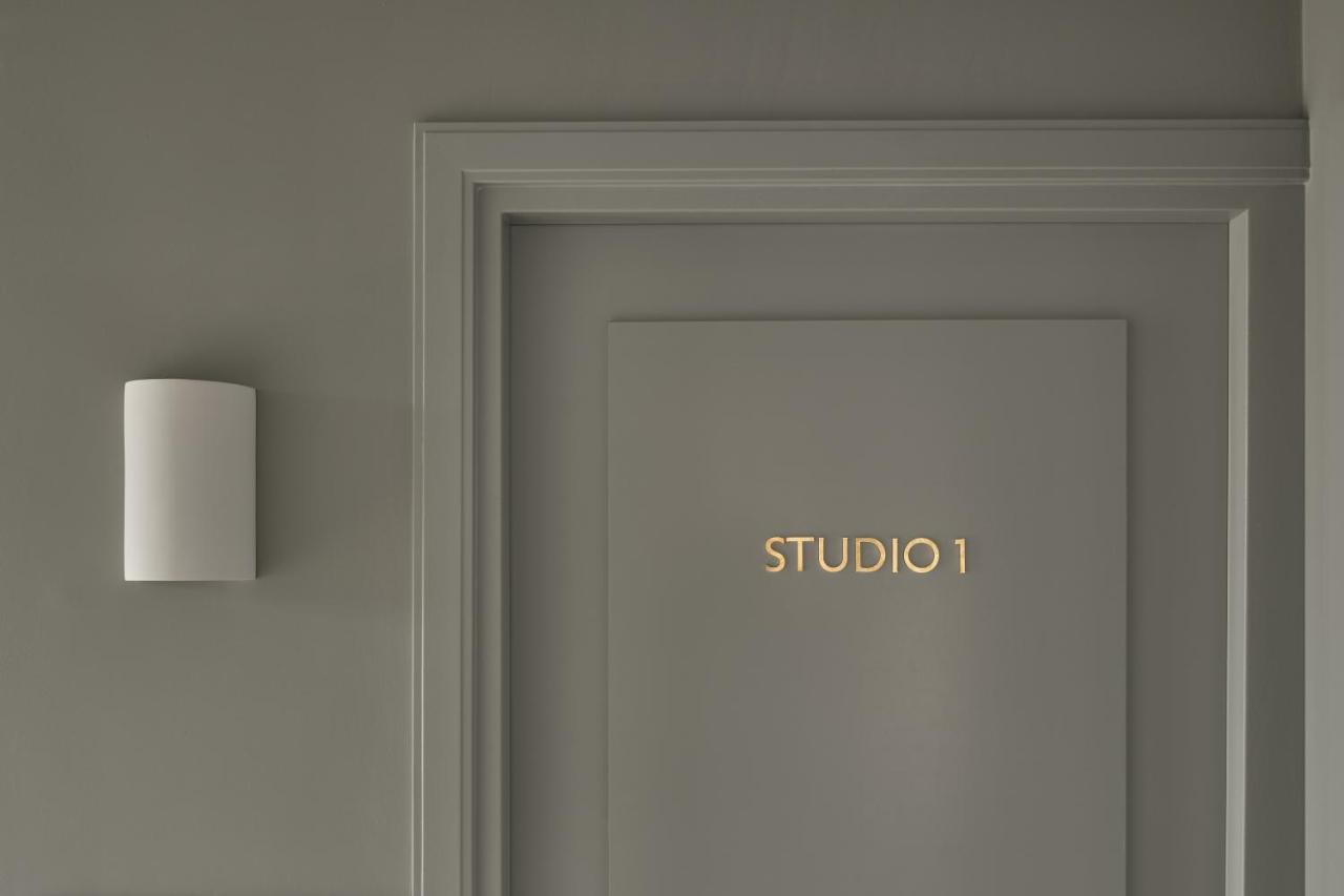 Boutique Hotel Benedict Noordwijk Exterior photo Studio 1