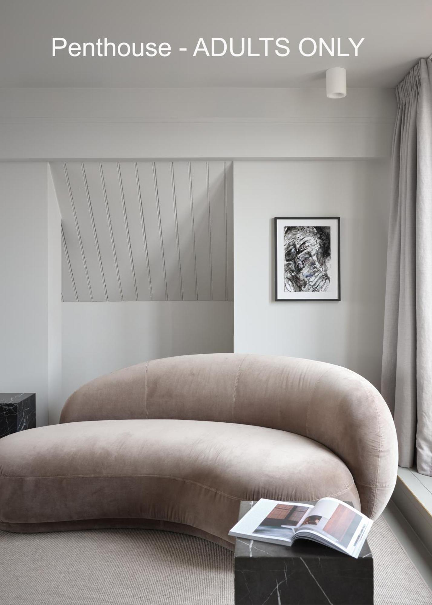 Boutique Hotel Benedict Noordwijk Exterior photo The interior of the apartment